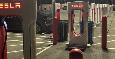 harris ranch najvacsi supercharger tesly 01 strednaW Najväčšia nabíjačka Tesly si pomáha naftou. Mala byť pritom na slnko