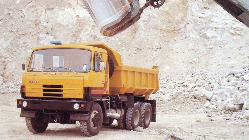 tatra 815 Tatra 815 je najdlhšie vyrábaným nákladiakom z Kopřivnice