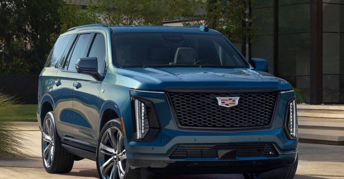 cadillac escalade 2025 nestandard1 Cadillac Escalade: Modernizácia posúva spaľovaciu verziu bližšie k elektrickej