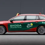 skoda superb tour de france Tajomstvá riaditeľského vozidla Tour de France: Od úprav strechy po programovanie na odvod dažďovej vody