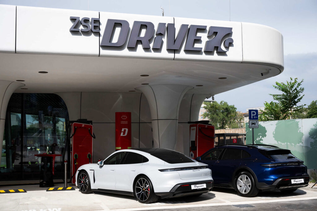 ZSE Drive spúšťa prvý mestský nabíjací hub pre elektromobily