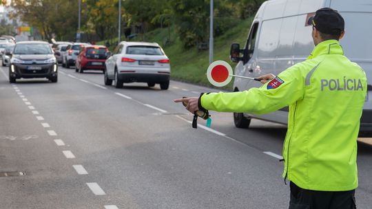 dopravny policajt pokuty kradez strednaW KVÍZ: Viete, aké sú pokuty za dopravné priestupky? Otestujte svoje vedomosti