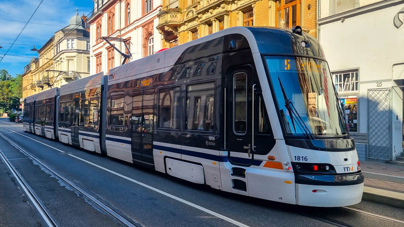 elektricka 01 clanokW Škoda odhalila rekord: Najdlhšia električka na svete má takmer 60 metrov