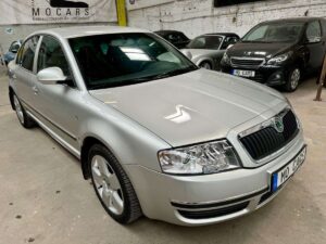 skoda superb 2 5 v6 tdi elegance 2006 13 nestandard1 Škoda Superb 2,5 V6 TDI: Klasika, ktorú už dnes nekúpite, môže byť vaša