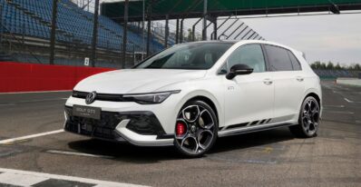 volkswagen golf gti clubsport 2025 nestandard1 VW Golf GTI Clubsport: Modernizovaný športovec s okruhovou dušou