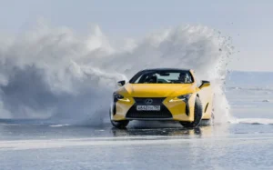 lexus drift Pozor: Šmýkanie na snehu na parkovisku môže skončiť pokutou!