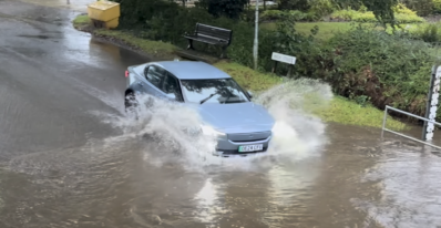 Snimek obrazovky 2025 02 09 v 14.54.16 Elektromobily vs. hlboká voda: Prečo majú výhodu nad spaľovákmi?