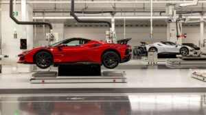 ferrari novy zavod na elektromobily maranello 2024 vyroba 07 clanokW Ferrari odhaľuje dátum premiéry svojho prvého elektromobilu